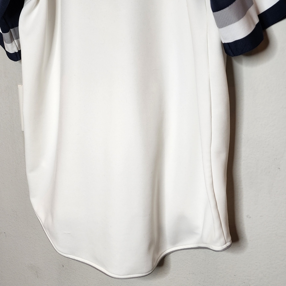 Yankees button down jersey 2XL. - Picture 10 of 16